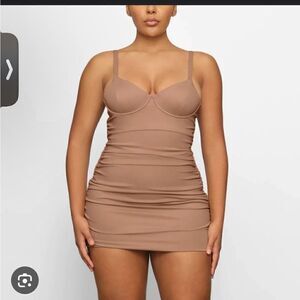 NWT SKIMS Sculpting Swim Ruched One Piece Swimsuit Sienna